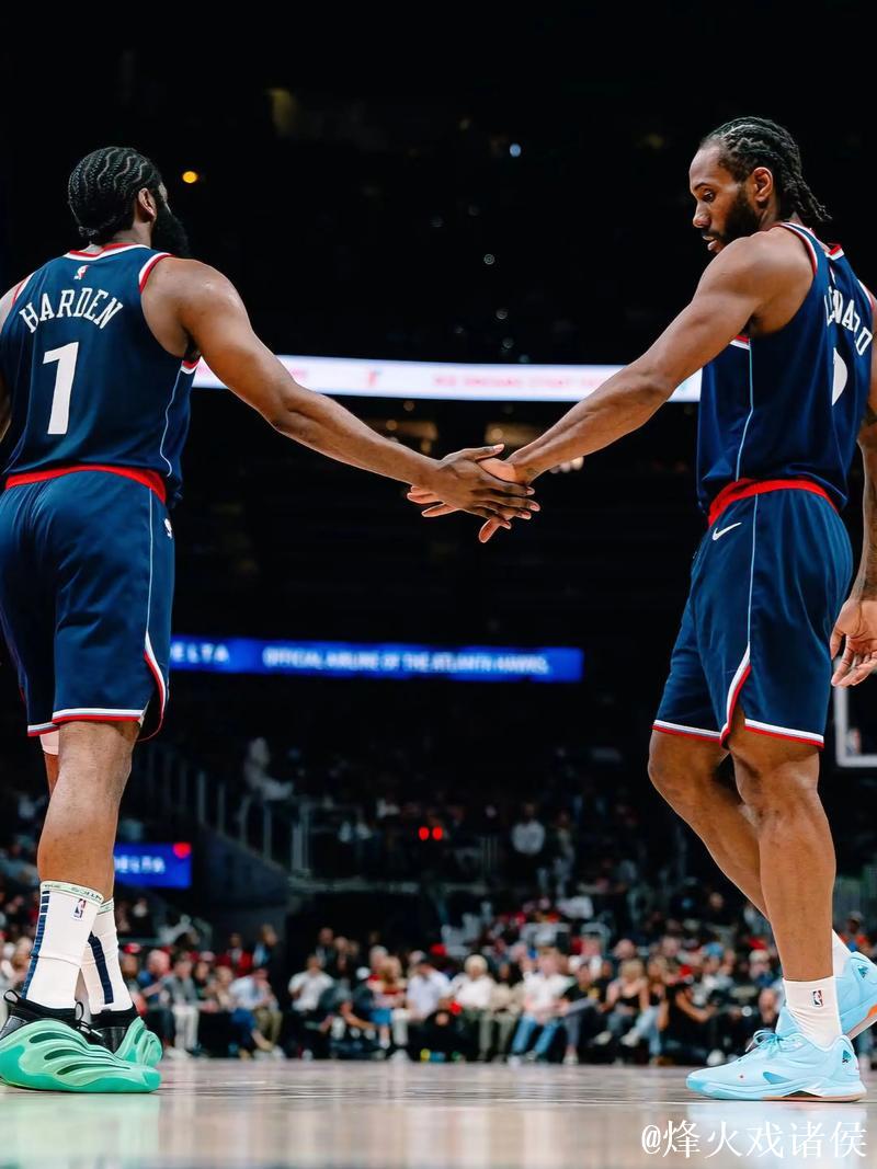 莱昂纳德哈登合砍54分 快船41分大胜国王迎5连胜