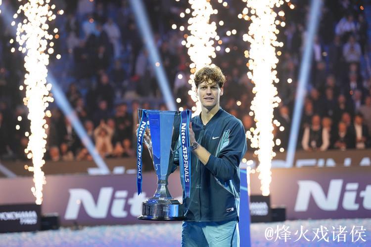 ATP总决赛辛纳创多纪录夺冠 德国组合演黑八奇迹